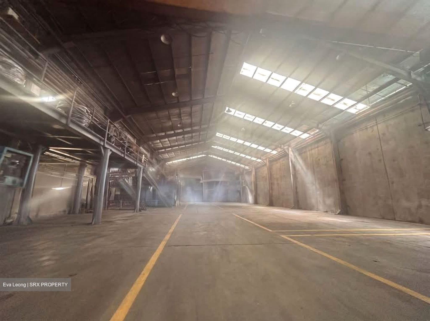 Pioneer Road North (D22), Factory #580196291